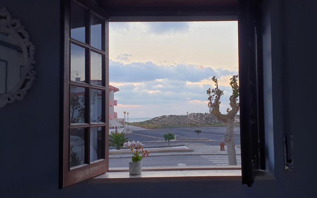 Boa Onda Guesthouse Atouguia Da Baleia Εξωτερικό φωτογραφία
