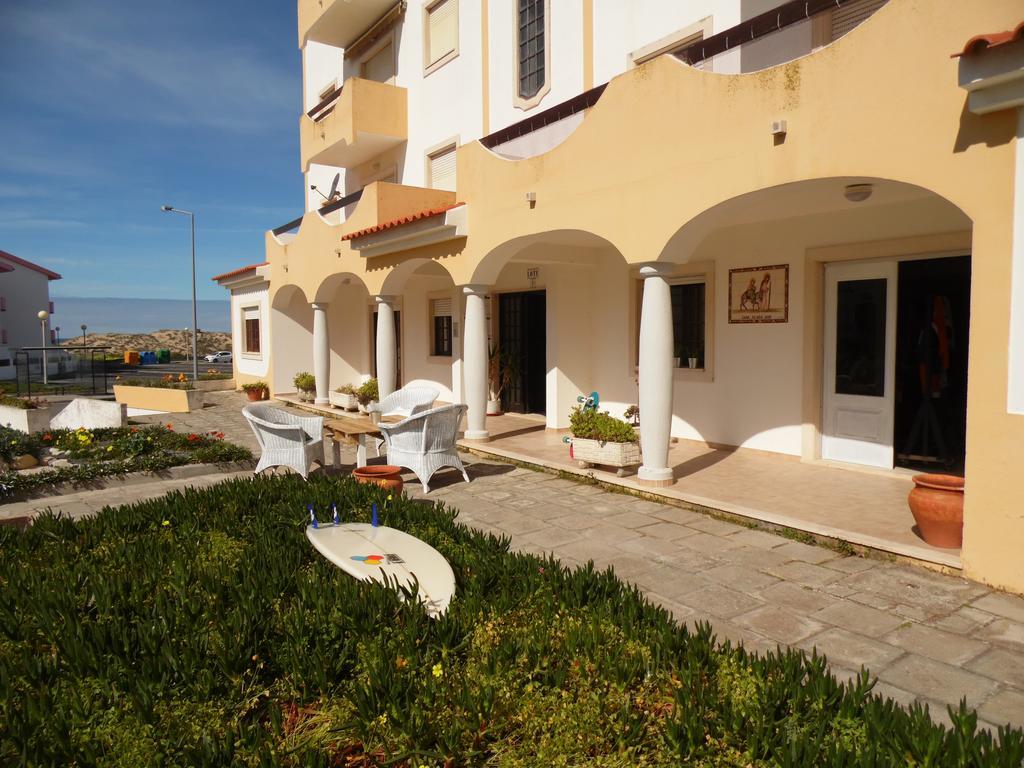 Boa Onda Guesthouse Atouguia Da Baleia Εξωτερικό φωτογραφία